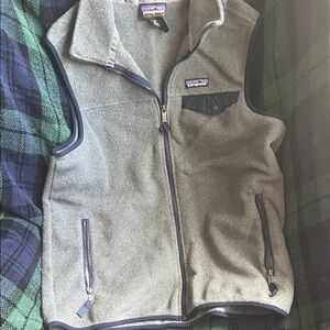 Patagonia Kids Fleece Vest in Gray and Navy
